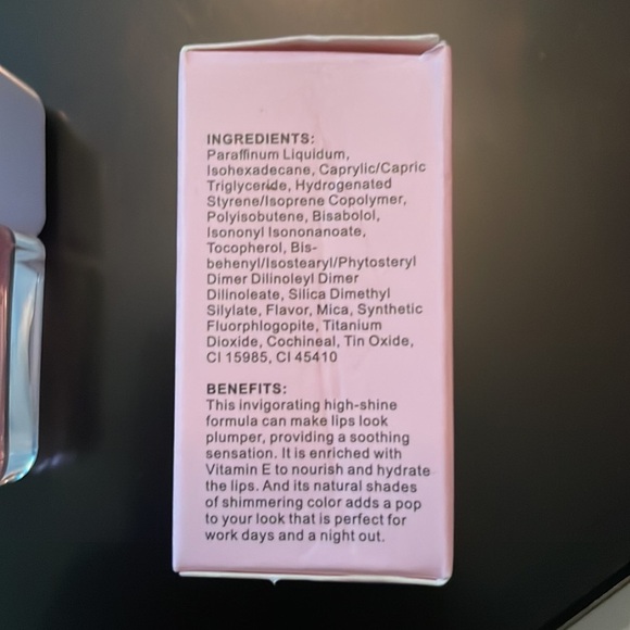 Reign Lashes strawberry scent oil vitamin E lips natural Kait Davis bull rider - Picture 3 of 3